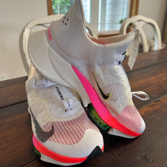 Nike Other - Nike - fly ease shoes,12- NEW!